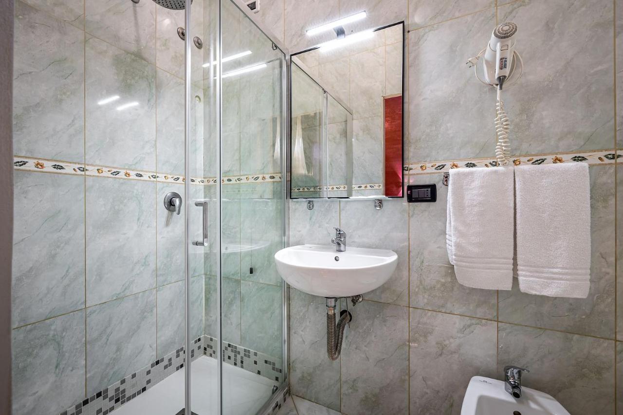 Hotel Veneto Centro Storico Di 3*